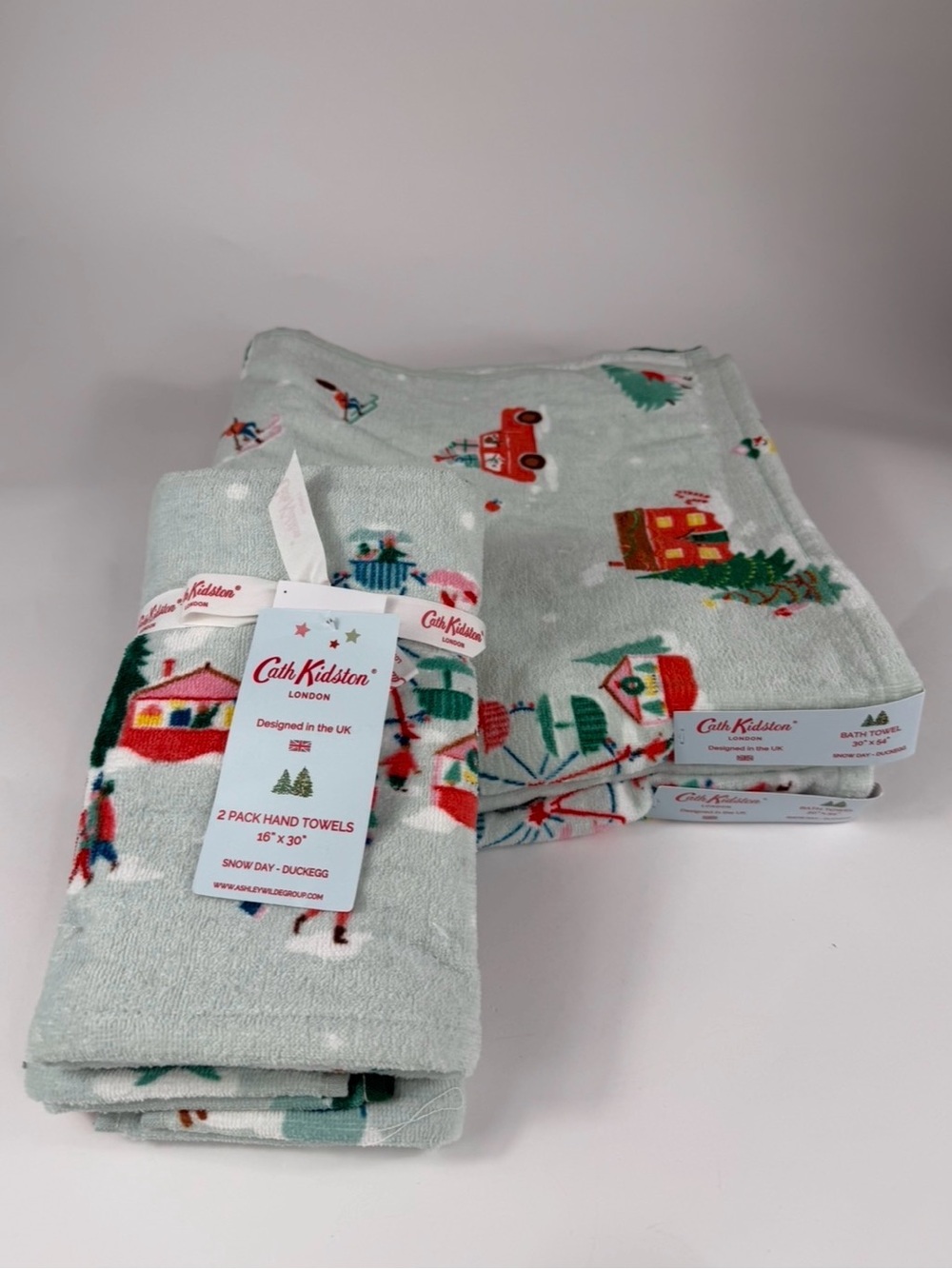 4 PC Cath Kidston Snowy Day DuckEgg 2 Bath 2 Hand Towels Christmas Vintage Scene